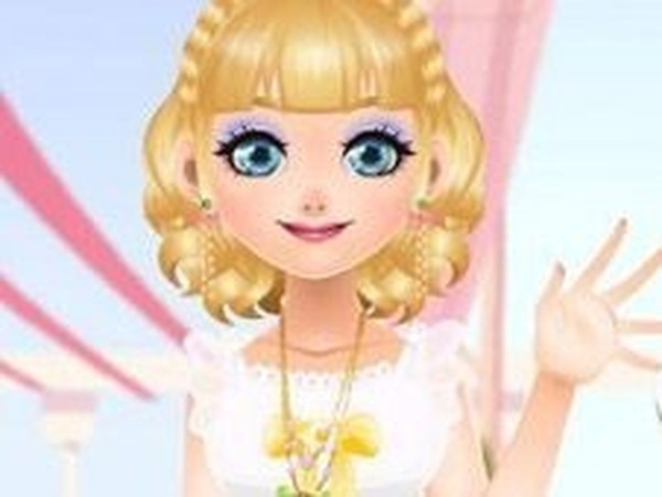 Sofia Bridesmaid Dress Up Game